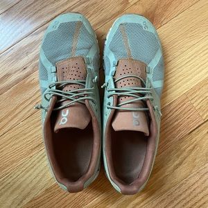 On Cloud Running Shoe (Women’s)